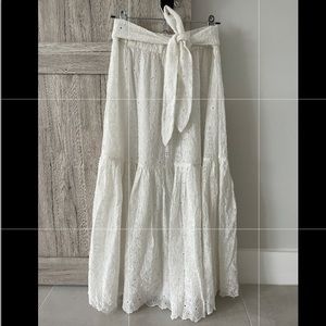 Aritzia Wilfred floral skirt